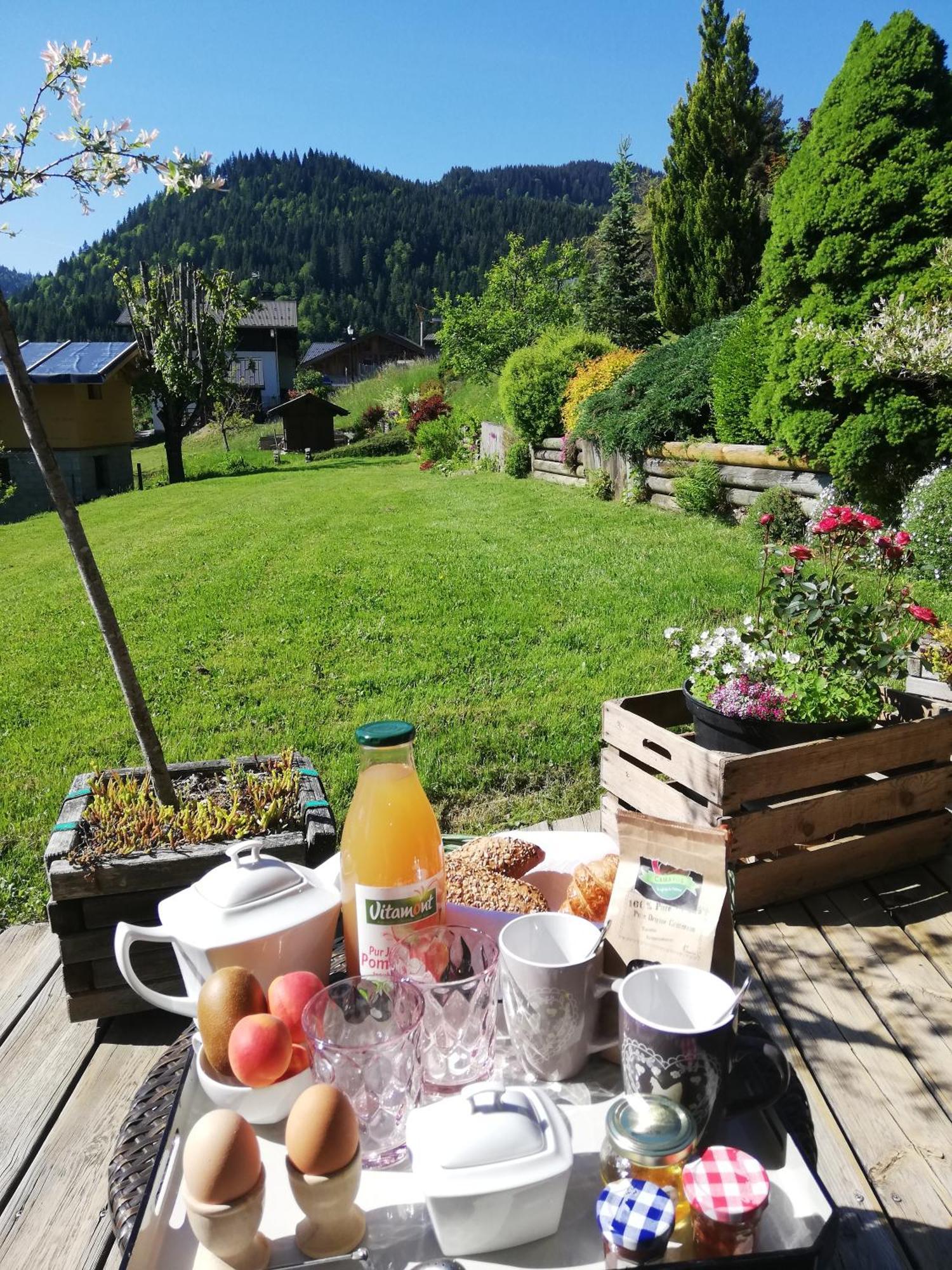 Chambres En Chalet Petit Dejeuner Inclus La Cote d'Arbroz Exteriör bild